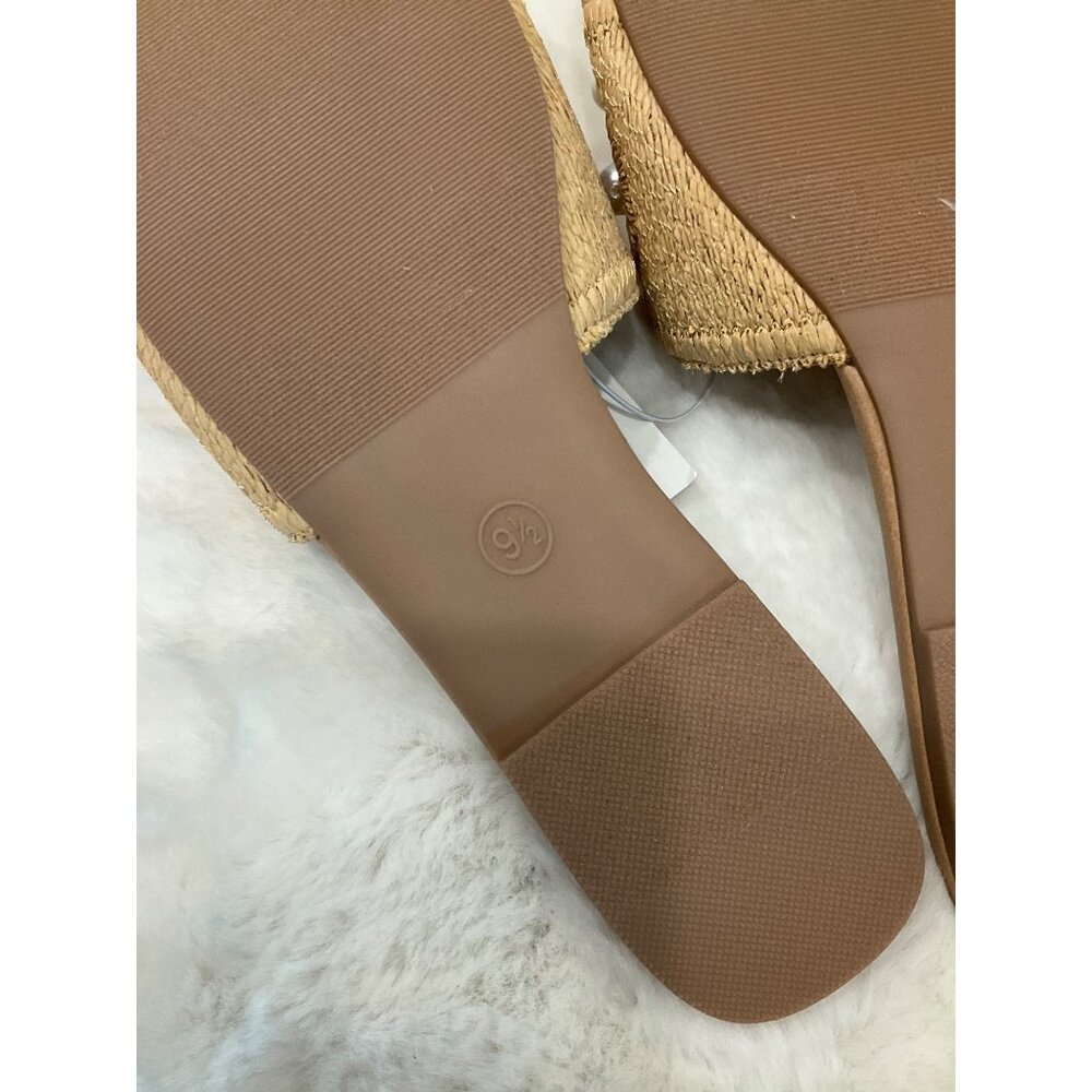 A new Day size 9.5 NEW Delaney Ornament Slide Sandals with Memory Foam Insole - Picture 5 of 6